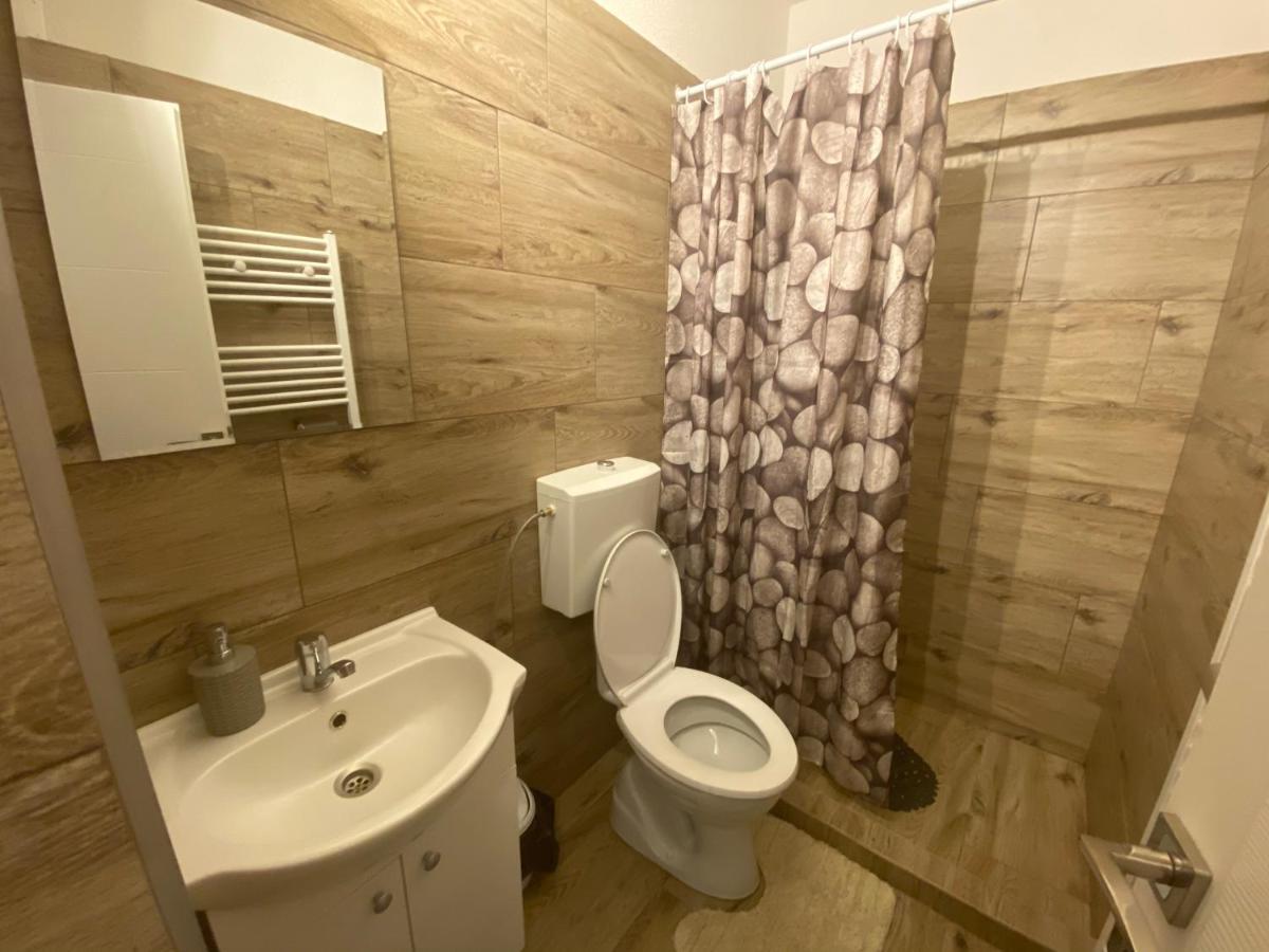 Guest House Zoreni Mociu Extérieur photo