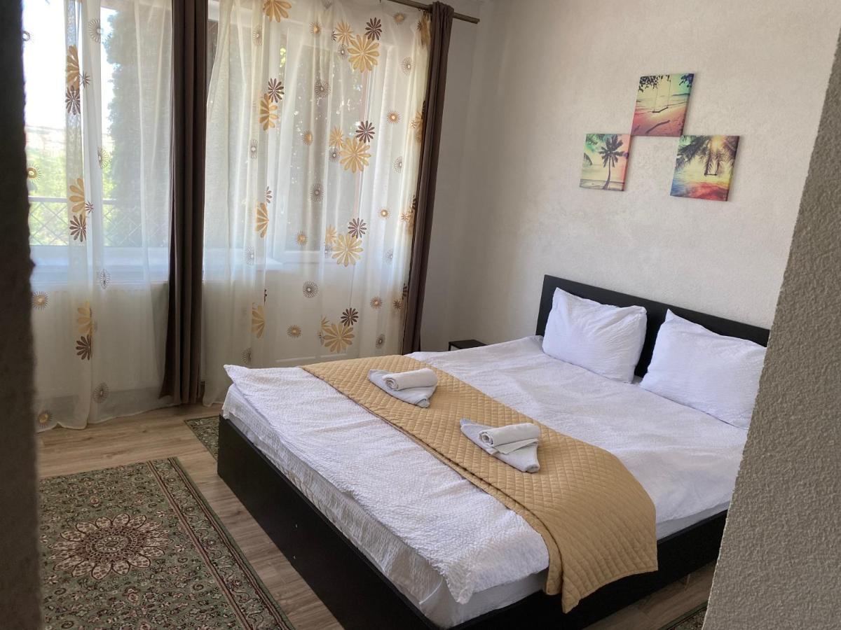 Guest House Zoreni Mociu Extérieur photo
